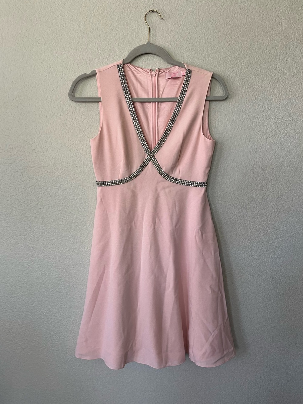 Ted Baker Light Pink Sleeveless Dress with Crystal Cross-Strap Women's Size 0/2 - Picture 1 of 14